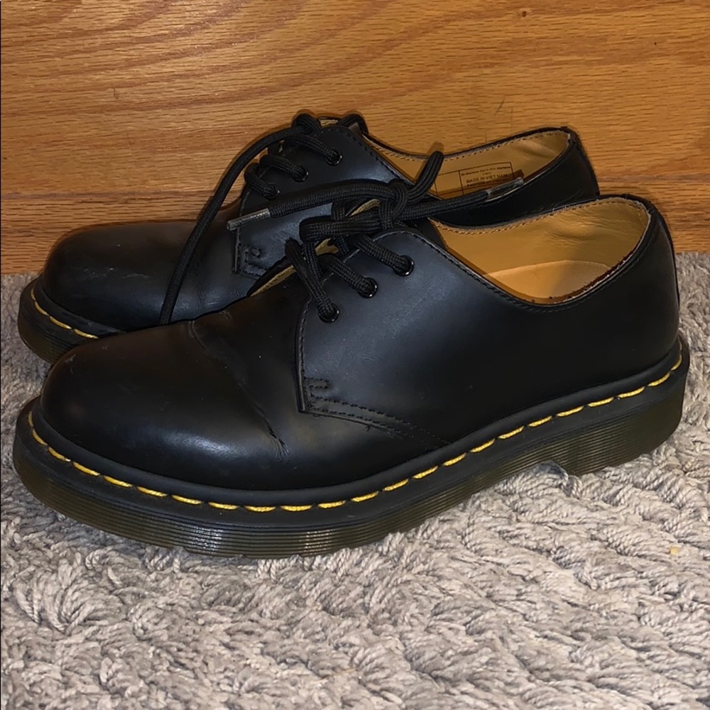 Doc Martens 461 3-Eye Gibson lace up  Shoes